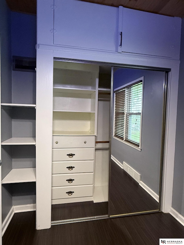 3836 Drexel St, Omaha, NE 68107 - view of closet
