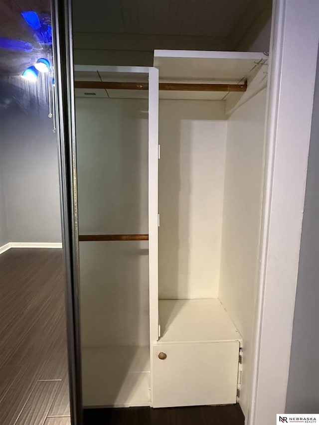 3836 Drexel St, Omaha, NE 68107 - view of closet
