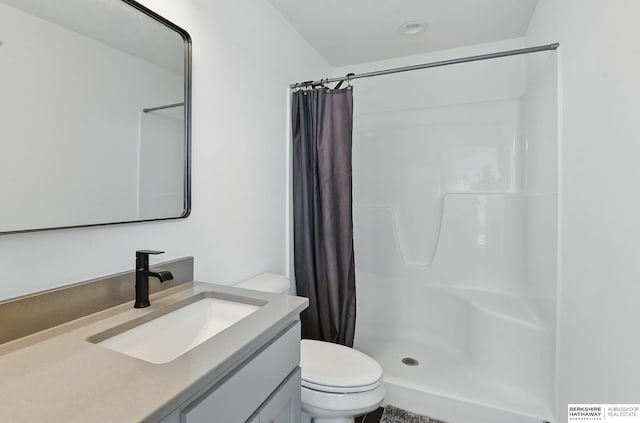 11065 N 171st St, Bennington, NE 68007 - bathroom with toilet, a shower with shower curtain, and vanity