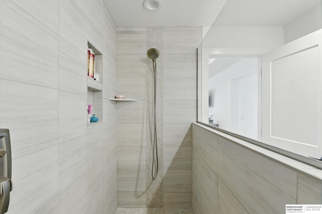 11065 N 171st St, Bennington, NE 68007 - full bathroom with a tile shower