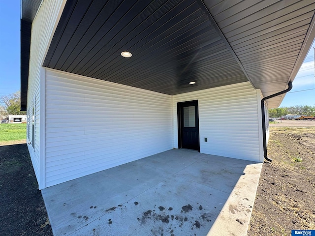 929 S Columbia Ave, Seward, NE 68434 - view of patio