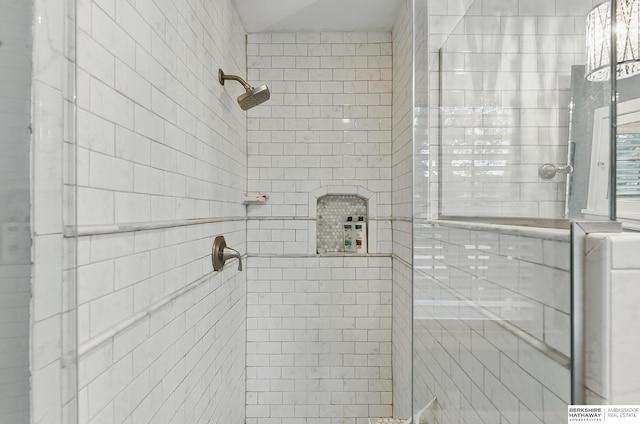 5119 Hamilton St, Omaha, NE 68132 - full bathroom featuring a tile shower