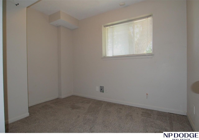 5807 S 136th St, Omaha, NE 68137 - carpeted empty room featuring baseboards