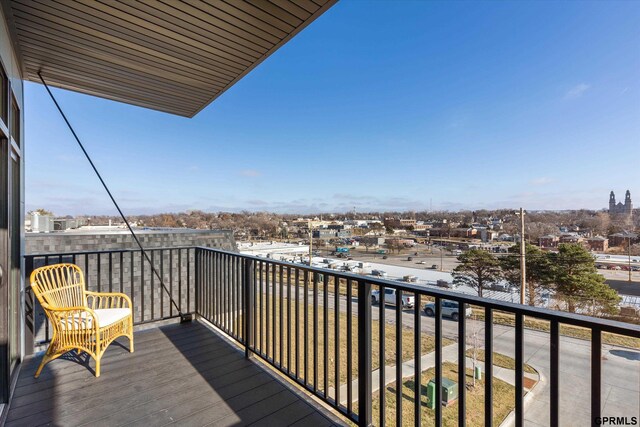 636 N 46th St, Omaha, NE 68132 - view of balcony
