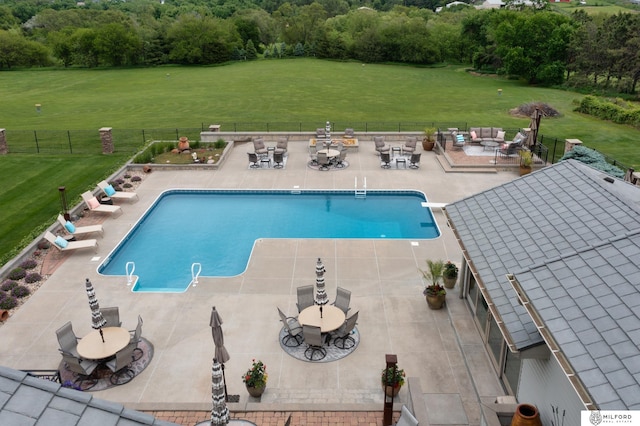 4725 S 184th Plz, Omaha, NE 68135 - view of pool featuring a patio and a diving board