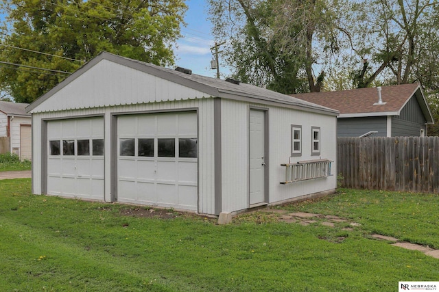 6633 Platte Ave, Lincoln, NE 68507 - view of detached garage