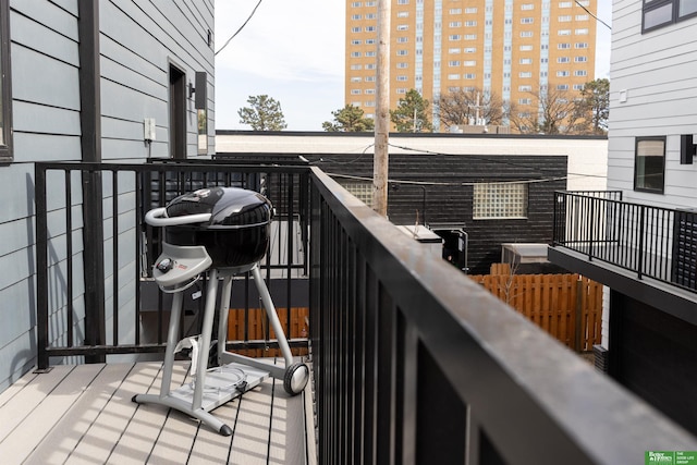 5301 Elmwood Plz, Omaha, NE 68106 - balcony with grilling area