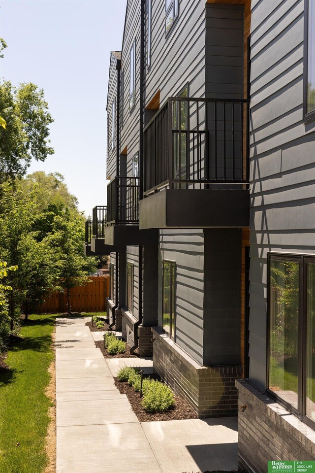 5301 Elmwood Plz, Omaha, NE 68106 - view of side of home featuring a balcony