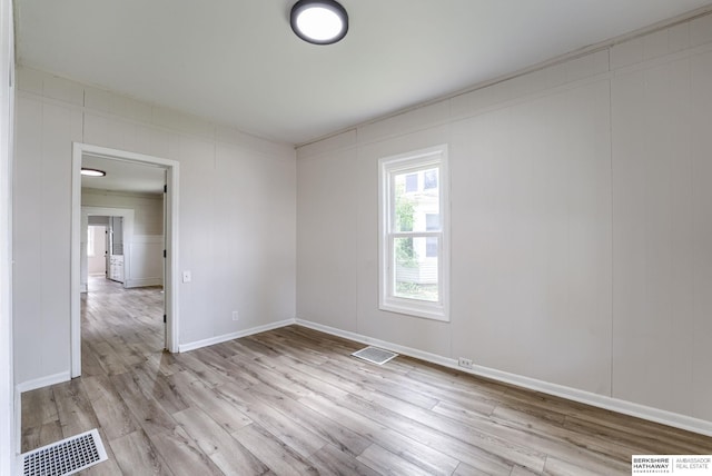 1943 Washington St, Blair, NE 68008 - empty room with light wood-style floors and baseboards