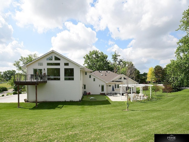 20640 Rawhide Rd, Omaha, NE 68022 - rear view of property featuring a pergola, a patio area, and a lawn