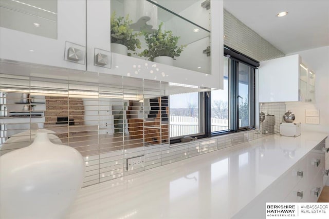1312 S 78th St, Omaha, NE 68124 - community lobby with recessed lighting