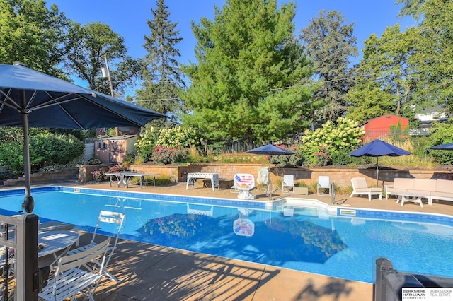 1312 S 78th St, Omaha, NE 68124 - view of pool featuring a patio area