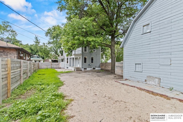 646 W 8th St, Fremont, NE 68025 - back of property featuring a fenced backyard