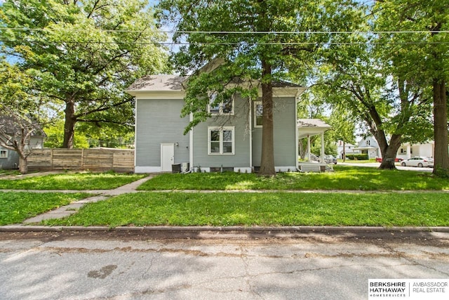 646 W 8th St, Fremont, NE 68025 - view of property exterior