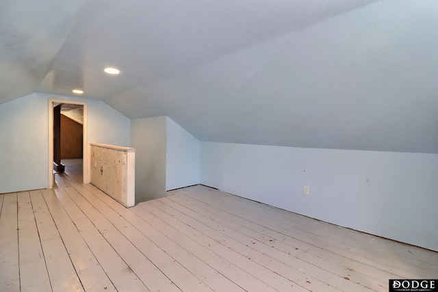 1827 E Broad St, Fremont, NE 68025 - bonus room featuring vaulted ceiling, light wood-style floors, and recessed lighting