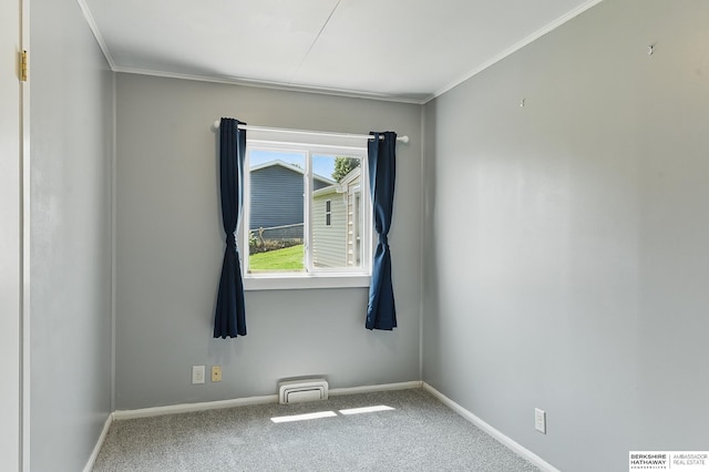 3847 Valley St, Omaha, NE 68105 - empty room featuring carpet flooring and crown molding