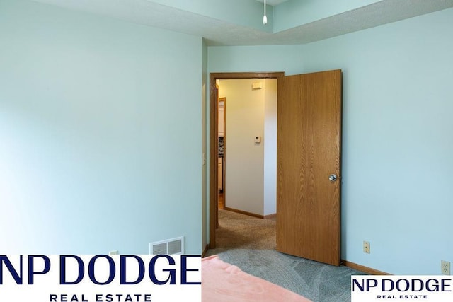 611 Diamond Ln, Papillion, NE 68133 - unfurnished room with carpet floors and baseboards
