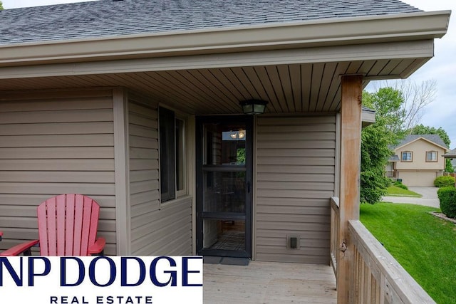 611 Diamond Ln, Papillion, NE 68133 - entrance to property with roof with shingles