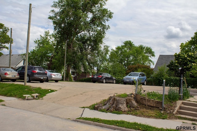 818 S 26th St, Omaha, NE 68105 - view of road featuring street lighting and sidewalks