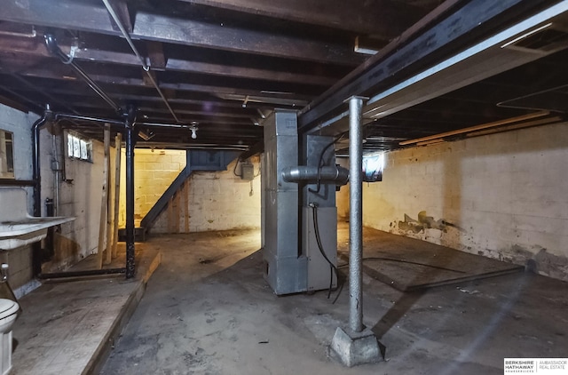 1822 N 38th St, Omaha, NE 68111 - below grade area featuring heating unit
