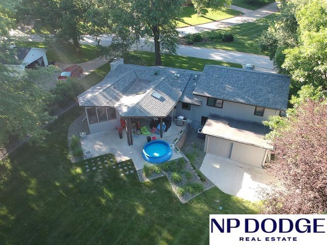 10615 Martha St, Omaha, NE 68124 - aerial view of property and surrounding area