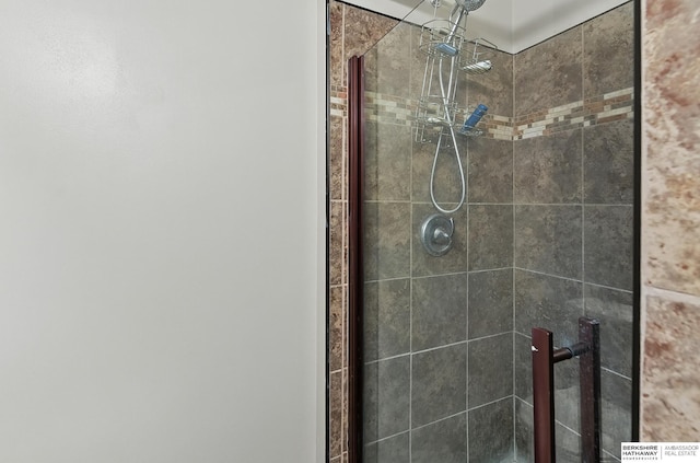 8853 N 82nd Ave, Omaha, NE 68122 - full bathroom featuring a stall shower