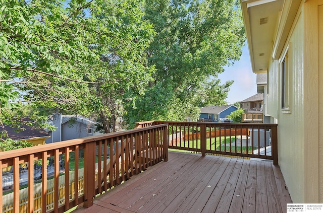 8853 N 82nd Ave, Omaha, NE 68122 - view of wooden deck