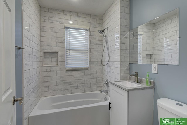 2864 Spaulding St, Omaha, NE 68111 - full bath featuring shower / bath combination, toilet, and vanity