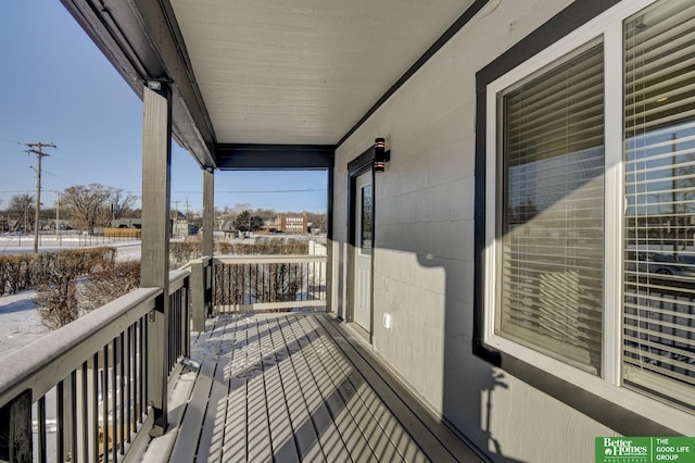 2864 Spaulding St, Omaha, NE 68111 - view of balcony
