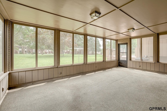 5617 S 93rd St, Omaha, NE 68127 - unfurnished sunroom with carpet