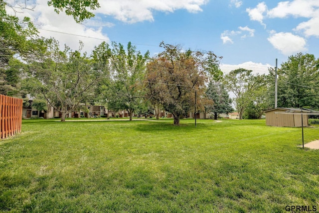 5617 S 93rd St, Omaha, NE 68127 - view of green lawn