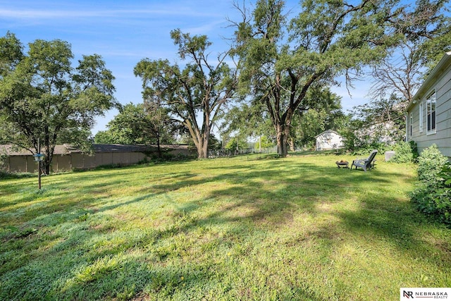 6021 Frederick St, Omaha, NE 68106 - view of yard