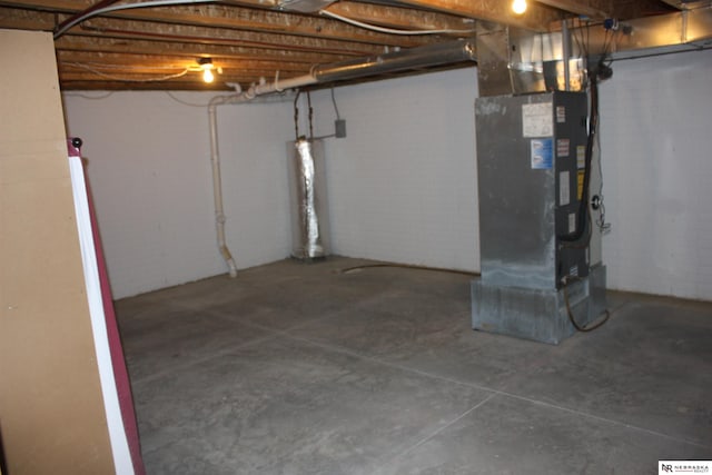 120 W Deer Ln, Plattsmouth, NE 68048 - unfinished basement featuring heating unit