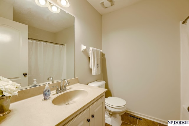 15930 Grebe St, Bennington, NE 68007 - full bath featuring vanity, toilet, tile patterned flooring, curtained shower, and baseboards