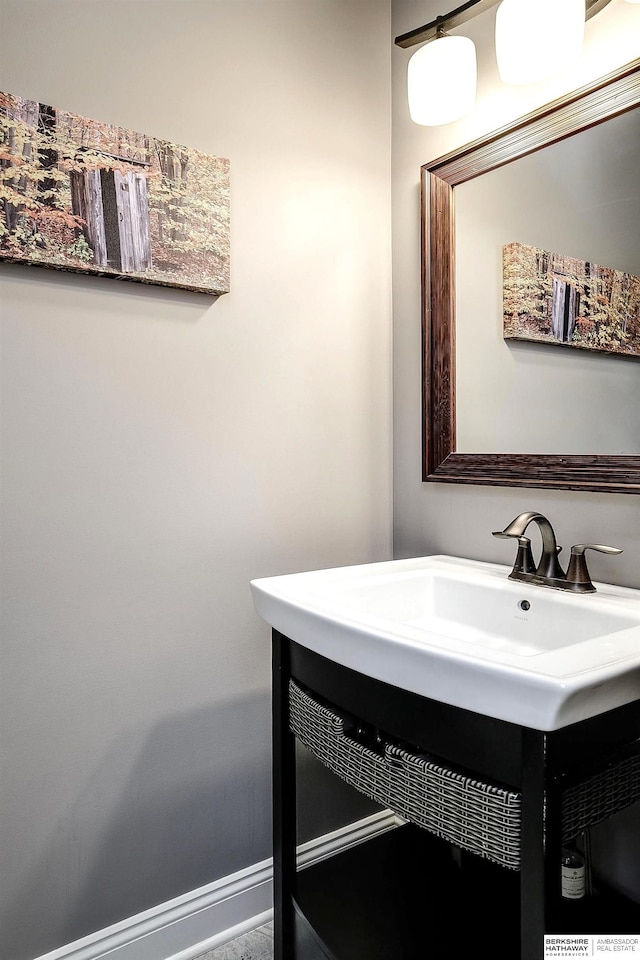 1809 S 220th Ave, Omaha, NE 68022 - view of bathroom
