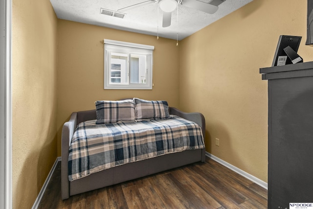S-44 Poehling Ln, Fremont, NE 68025 - bedroom featuring wood finished floors, baseboards, and a ceiling fan