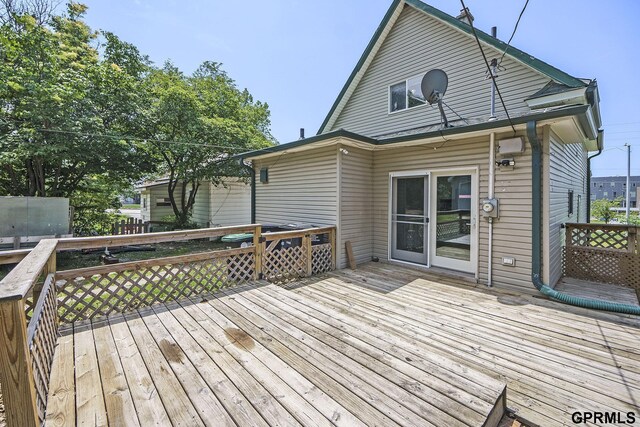2945 N 59th St, Omaha, NE 68104 - view of wooden deck
