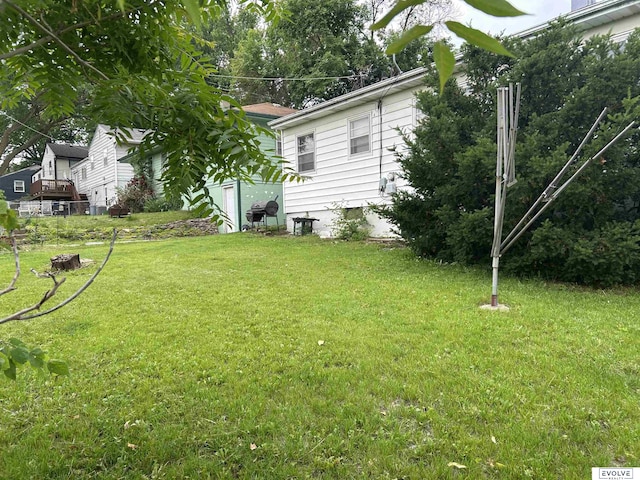 5329 N 47th St, Omaha, NE 68104 - view of green lawn