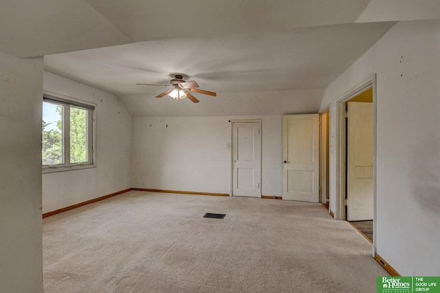 902 S 57th St, Omaha, NE 68106 - unfurnished room featuring a ceiling fan and carpet floors