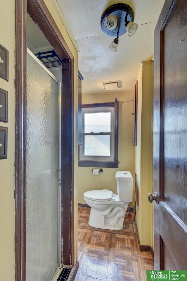902 S 57th St, Omaha, NE 68106 - full bath featuring toilet and a stall shower