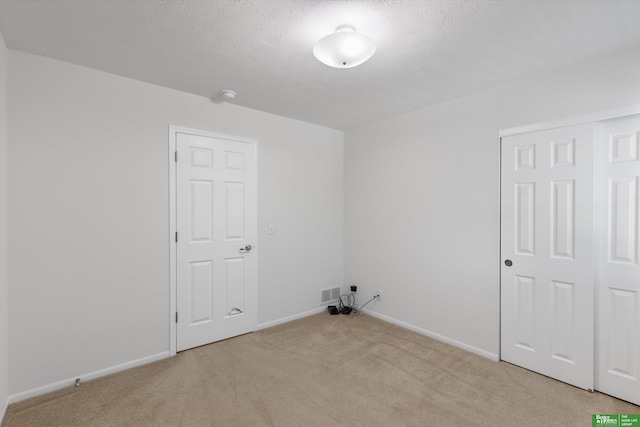 4602 N 155th Ave, Omaha, NE 68116 - laundry room with light carpet and baseboards