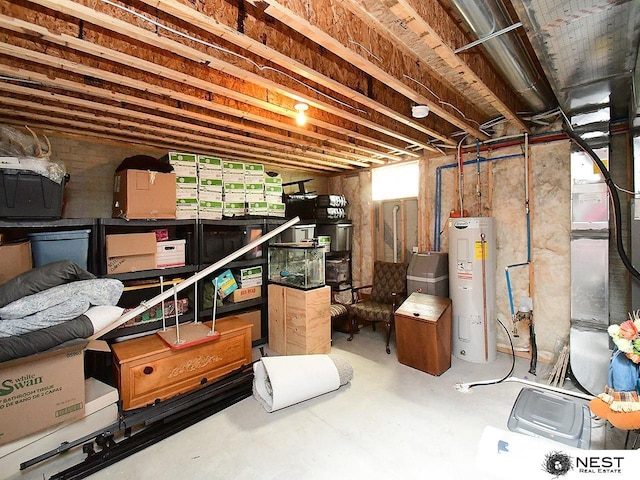 7615 Greycliff Dr, Lincoln, NE 68516 - below grade area featuring electric water heater