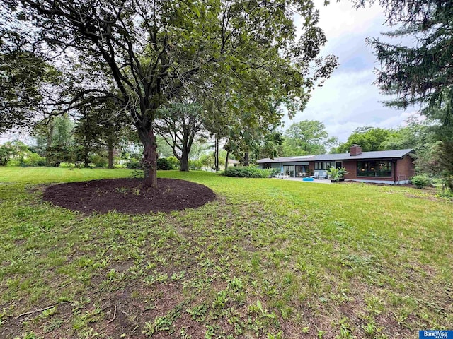 5941 Margo Dr, Lincoln, NE 68510 - view of green lawn