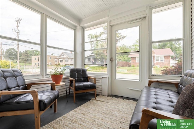 816 S 49th St, Omaha, NE 68106 - sunroom featuring healthy amount of natural light