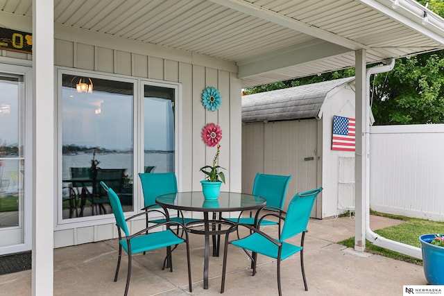 112 W Lakeshore Dr, Lincoln, NE 68528 - view of patio / terrace with outdoor dining area