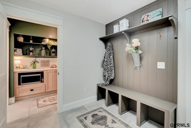 149 N 1st St, Seward, NE 68434 - view of mudroom