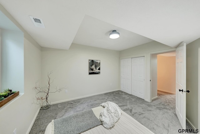 149 N 1st St, Seward, NE 68434 - unfurnished bedroom with carpet, baseboards, and a closet