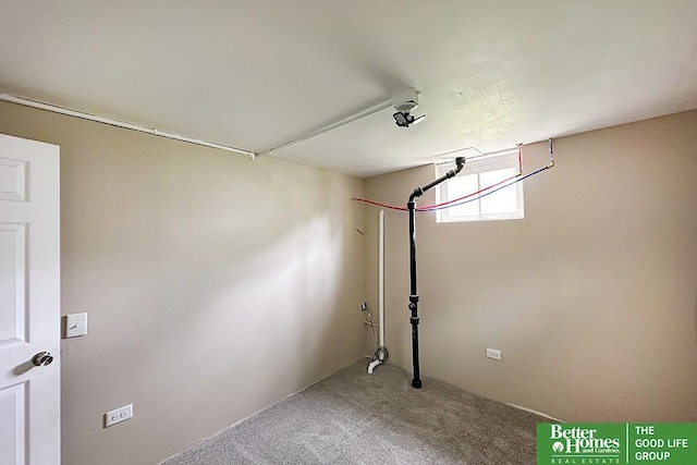 3869 Arbor St, Omaha, NE 68105 - basement with carpet floors