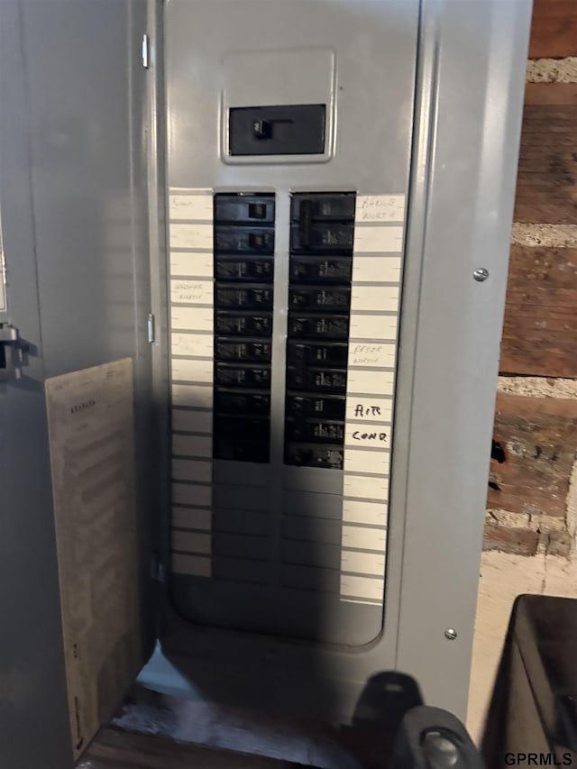 1725 S 23rd St, Lincoln, NE 68502 - utilities with electric panel