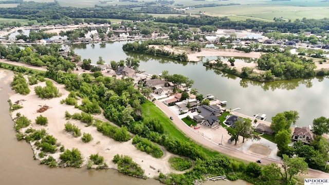 S-1020 Platte Shore Dr, Fremont, NE 68025 - aerial perspective of suburban area with a large body of water
